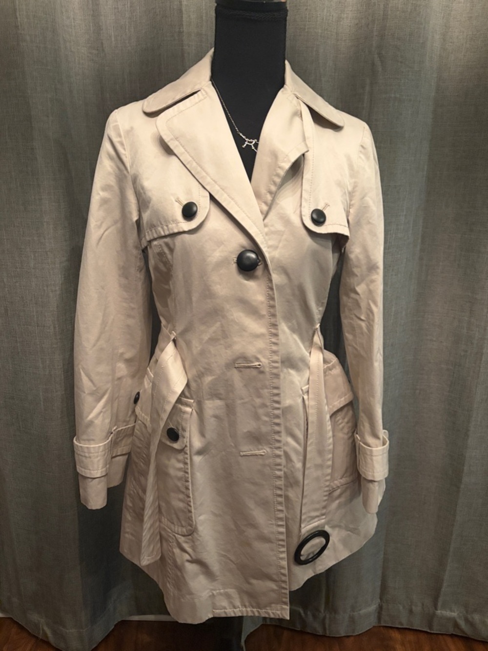 Banana Republic Light Beige Double-Breasted Trench Coat